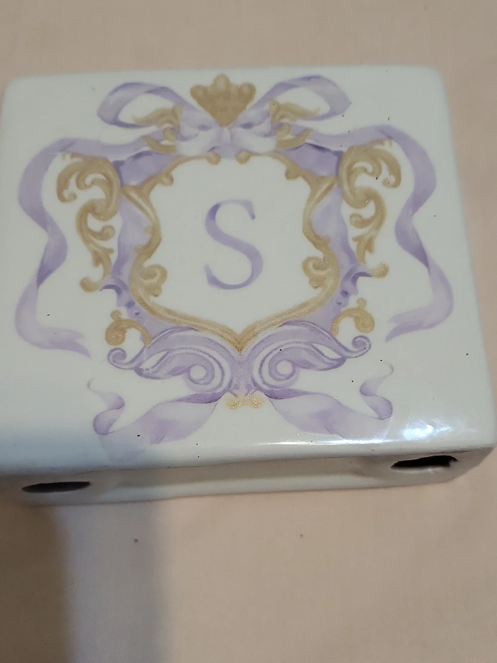 'S' Monogram Decor - Picture 2 of 6